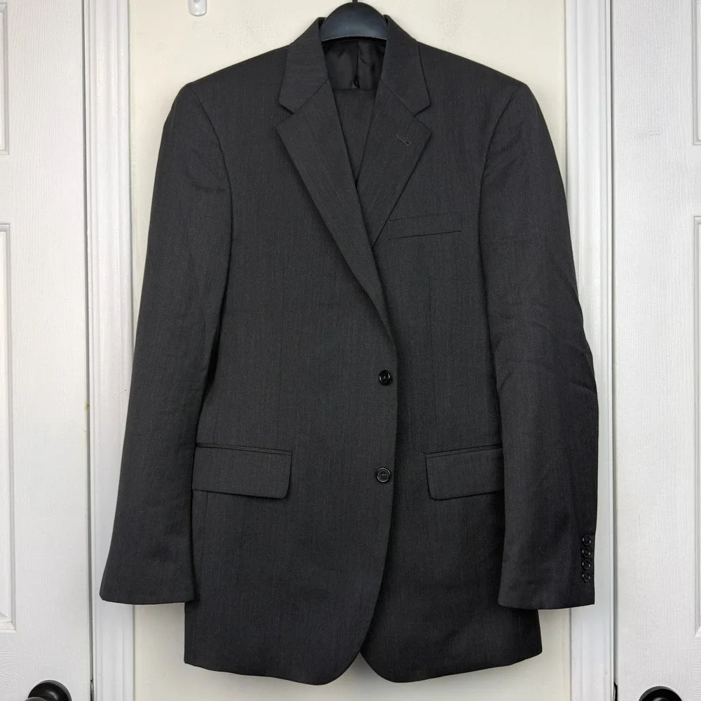 Jos. A Bank 2 Piece Suit Mens 41L 34x33 Wool Charcoal Gray Modern Flat Front